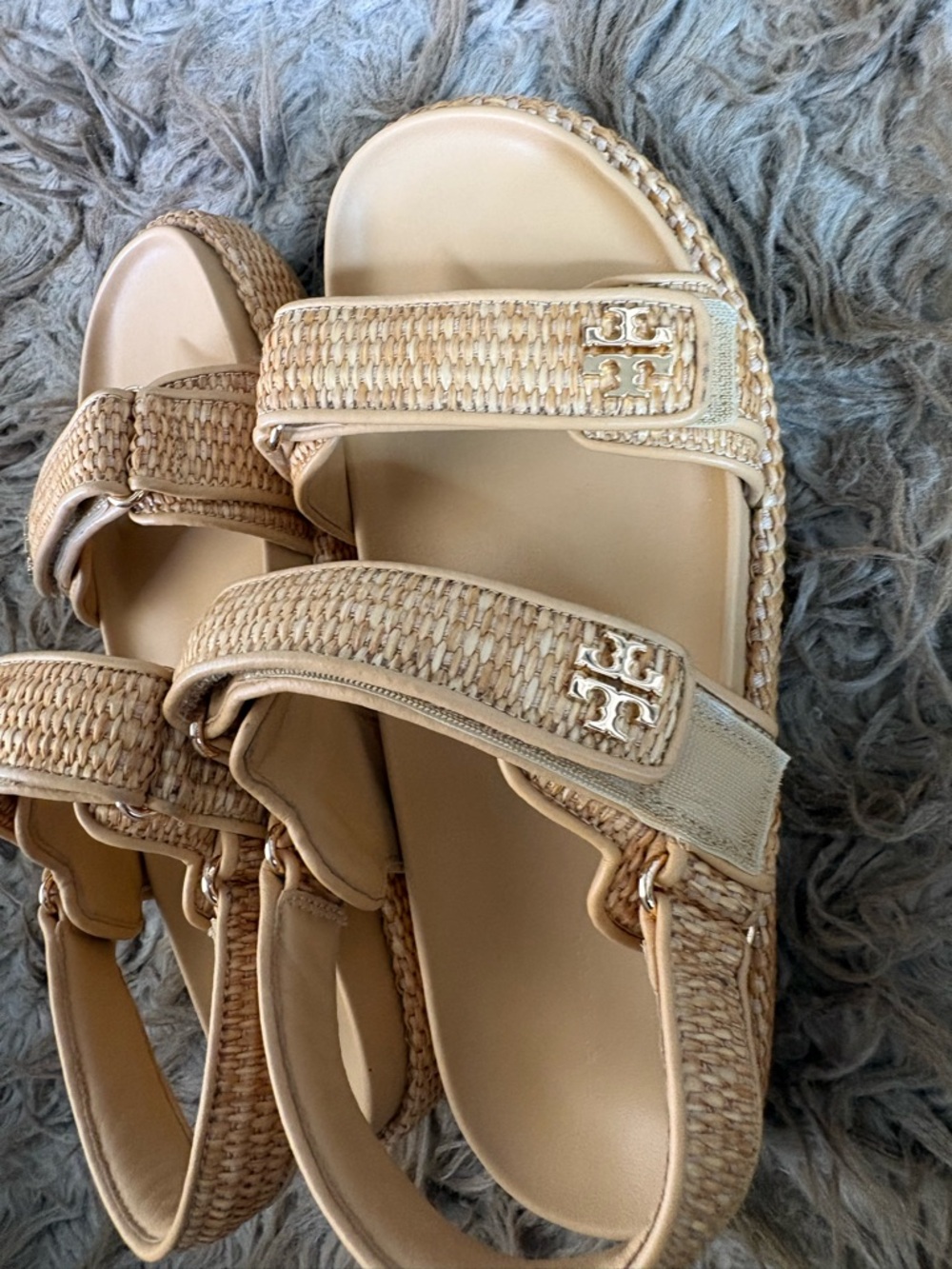 Tory Burch Beige Woven Platform Sandals - Picture 3 of 7